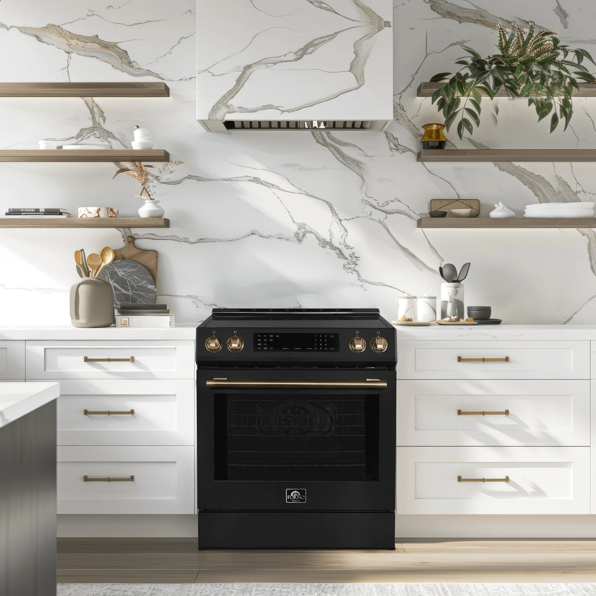 Cuisinière à induction Forno Donatello noire FFSIN0905-30BLK dans une cuisine – Meubles TOCO