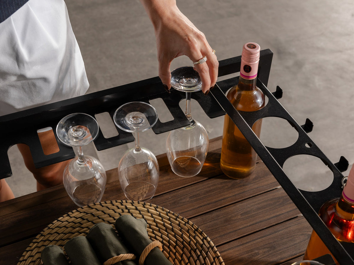 Chariot-bar extérieur Transformer en noyer foncé, cadre noir – porte-verres – Meubles TOCO