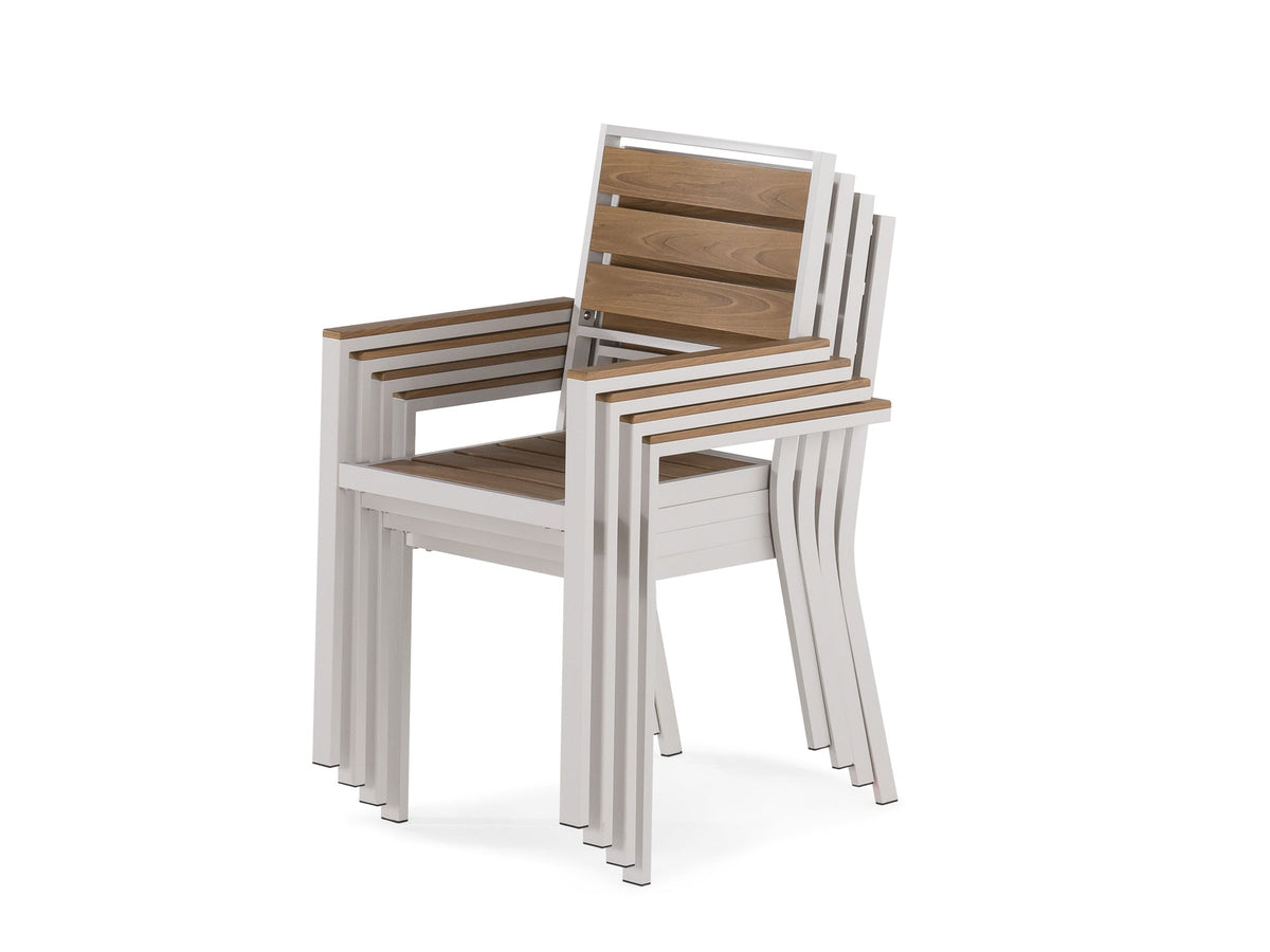 Chaise extérieure Transformer en chêne clair, cadre blanc – sur fond blanc – Meubles TOCO