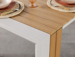 Table à manger extérieure extensible Transformer en chêne clair, cadre blanc – gros plan sur le bois massif – Meubles TOCO