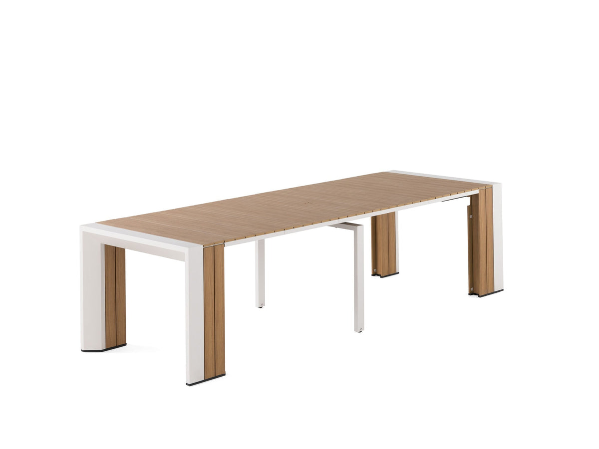 Table à manger extérieure extensible Transformer en chêne clair, cadre blanc – sur fond blanc – Meubles TOCO
