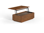 Table basse relevable Transformer en noyer américain – déployée, sur fond blanc – Meubles TOCO