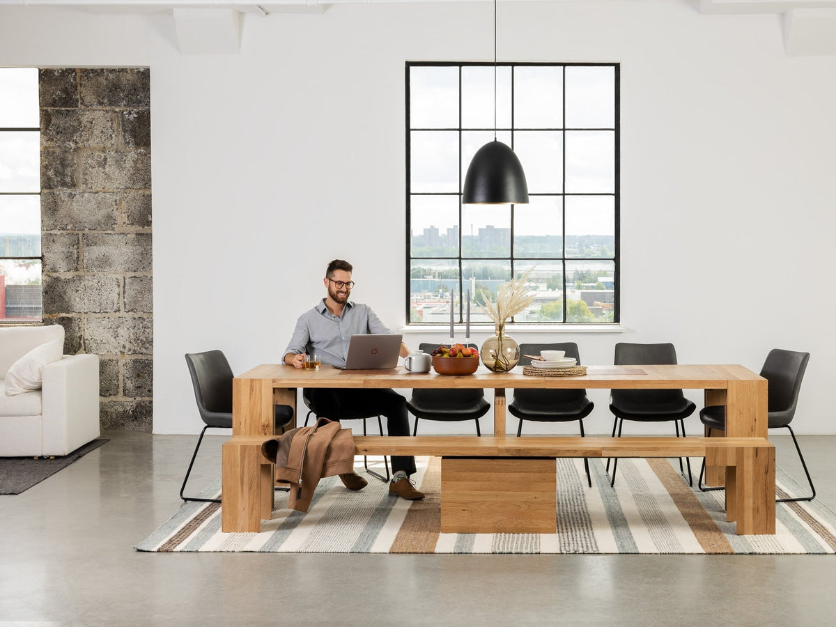 Banc extensible Transformer en chêne scandinave – avec 5 rallonge(s), ensemble avec banc, mise en situation – Meubles TOCO