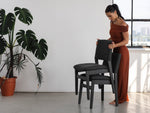 Chaise Transformer en hickory fumé – démonstration du mécanisme, mise en situation – Meubles TOCO