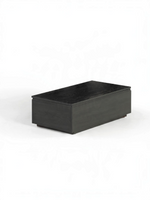 Table basse relevable Transformer en hickory fumé – fermée, format compact, sur fond blanc – Meubles TOCO