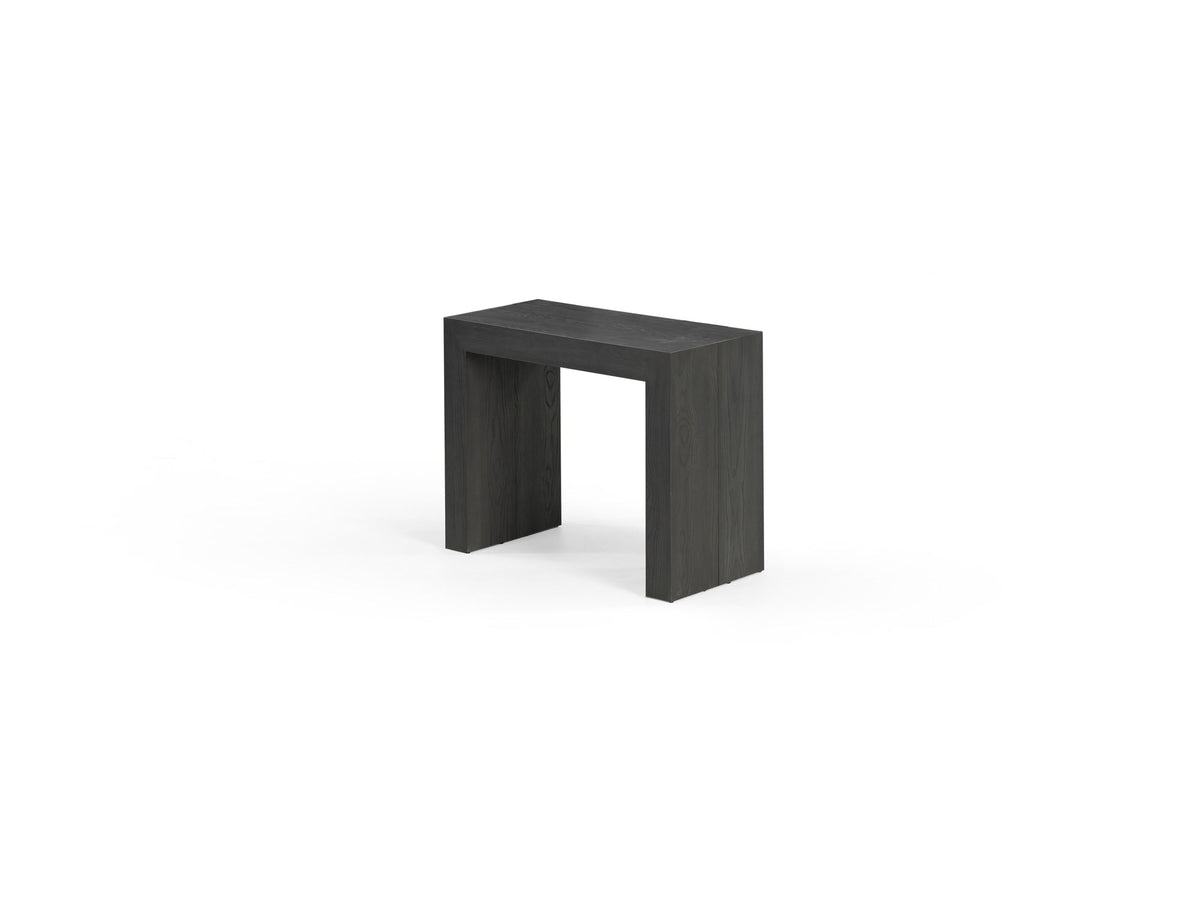 Table à manger extensible Transformer en hickory fumé – sur fond blanc – Meubles TOCO