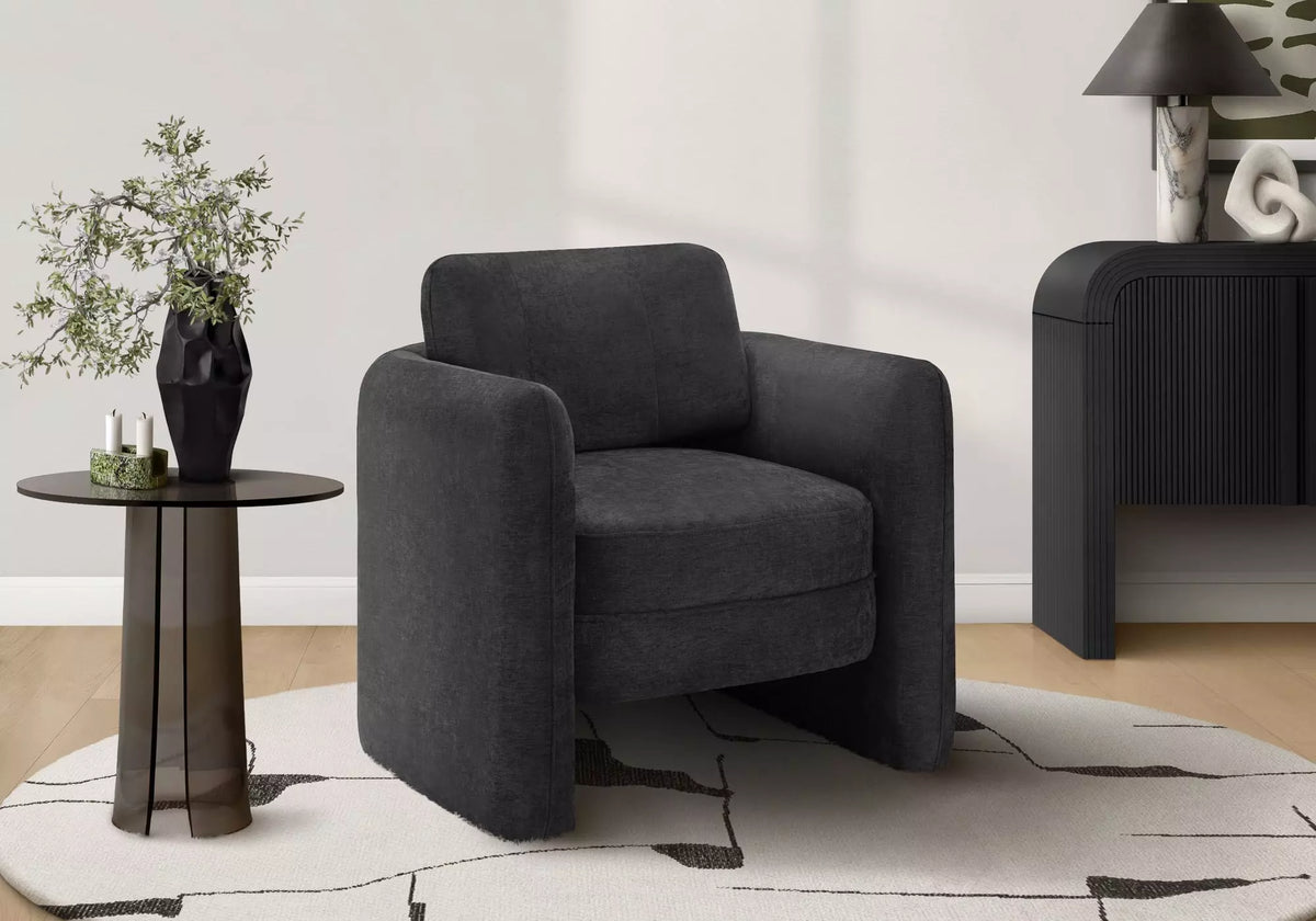 Chaise d'appoint Altea TOCO Meubles noire dans un salon