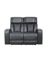 Causeuse inclinable noire Warren de TOCO Meubles avec détails matelassés en losange et porte-gobelets intégrés.