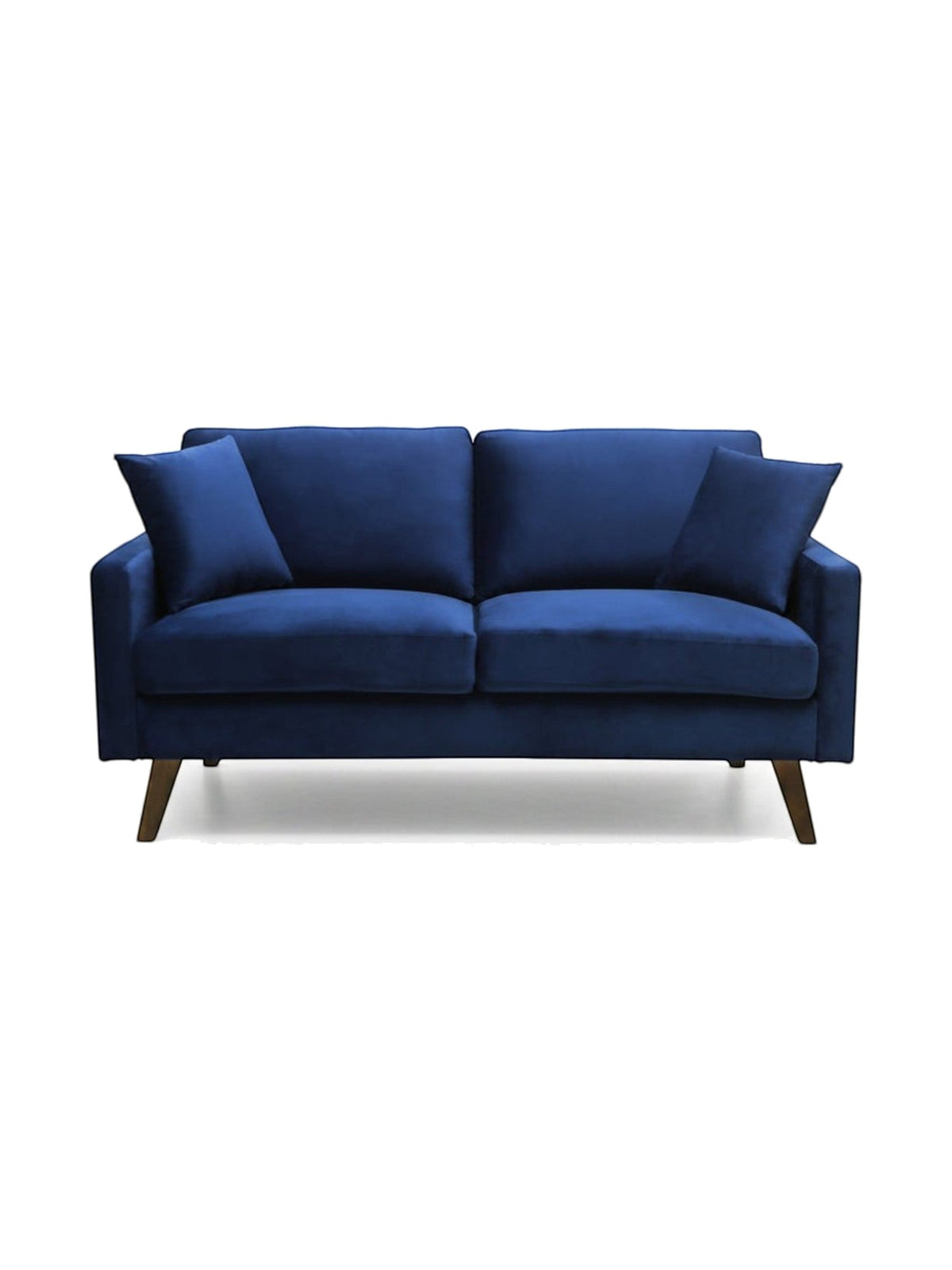 Causeuse Royal bleue marine en velours de TOCO Meubles, avec coussins assortis et pieds en bois obliques.