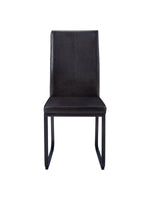 Chaise de salle à manger Norka par TOCO Meubles, design épuré avec structure en bois noir et finition mate.