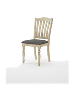 Chaise Monarche 1311 de TOCO Meubles en bois clair avec assise rembourrée en tissu gris foncé et dossier à barreaux