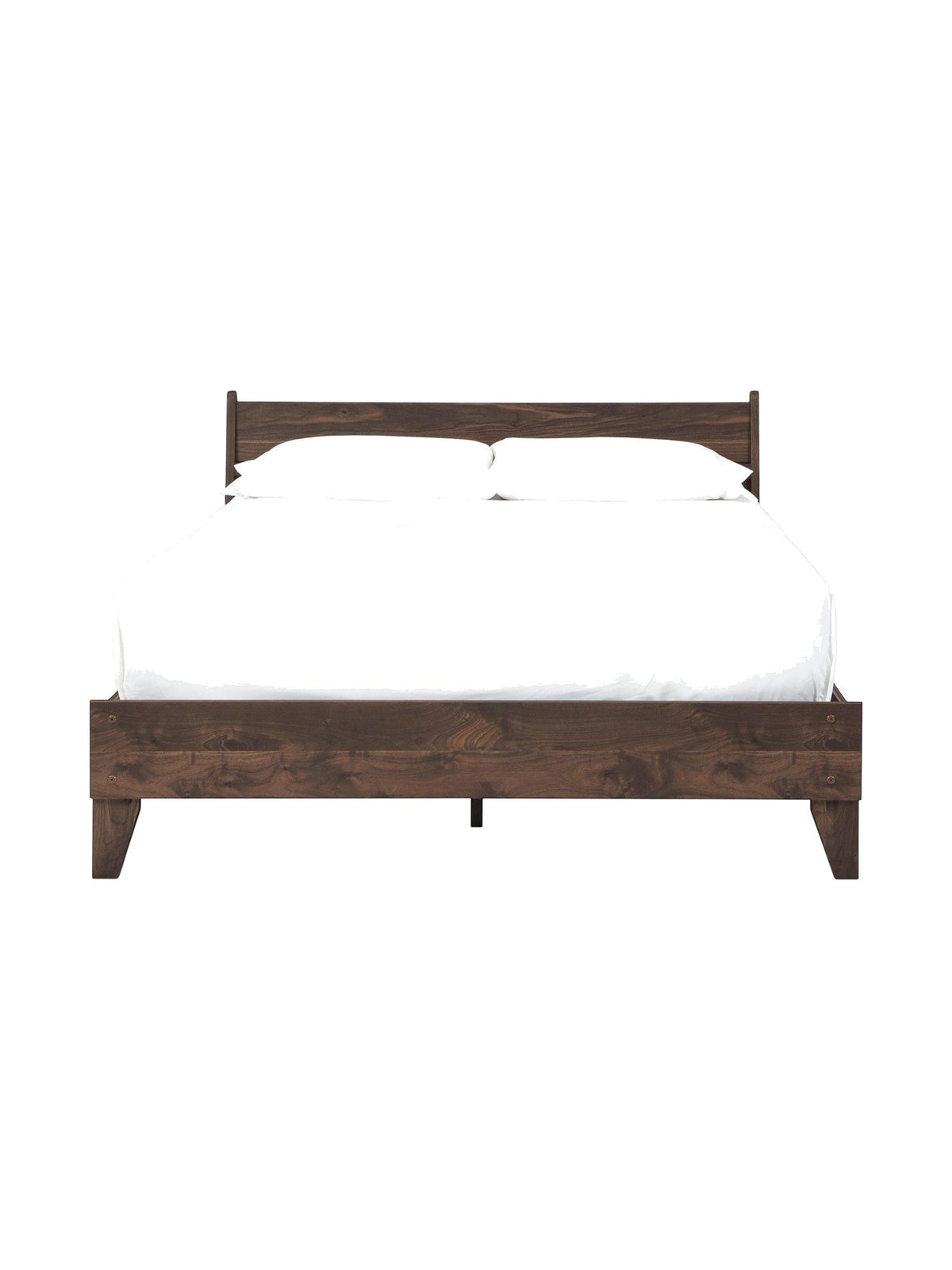 Lit double Ramona en bois brun foncé de TOCO Meubles, finition grain de noyer, design moderne et épuré.
