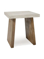 Table d'appoint Brenda TOCO Meubles avec plateau rectangulaire en béton gris et pieds robustes en bois naturel