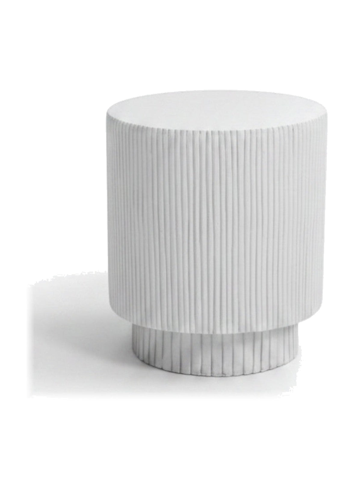 Table d'appoint ronde TOCO Meubles Orford blanche en oxyde de magnésium avec un design nervuré moderne