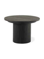 Table à manger ronde TOCO Meubles en bois fumé, design moderne avec pied cylindrique cannelé.