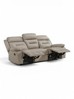 TOCO Meubles Sofa inclinable Monroe gris clair en cuir, 3 places, avec repose-pieds relevés.
