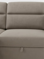 Gros plan sur le tissu beige texturé du canapé-lit sectionnel Émilio de TOCO Meubles avec languette de rangement