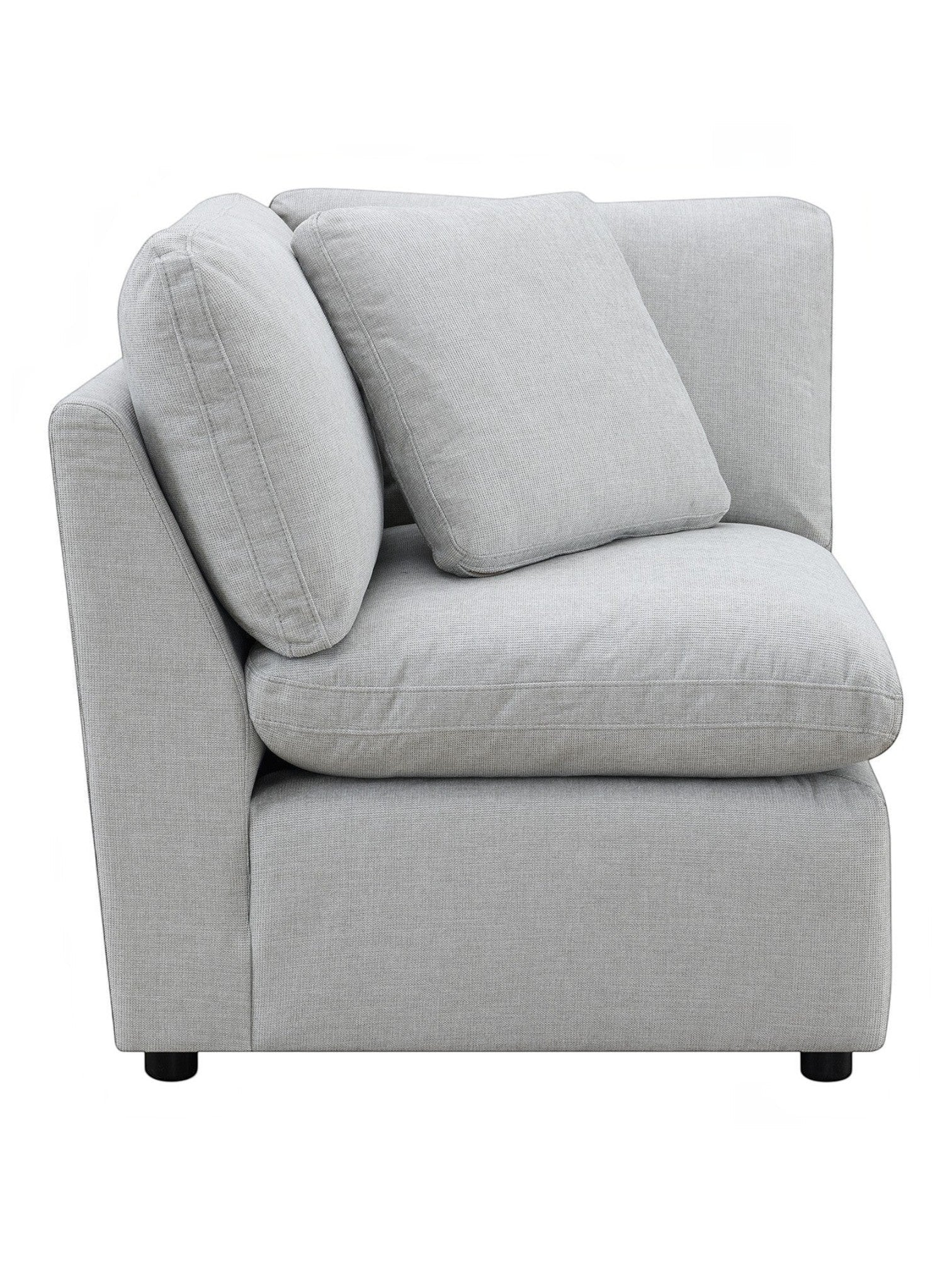 TOCO Meubles - Canapé modulaire gris clair en tissu texturé, avec coussins moelleux et accoudoirs inclinés.