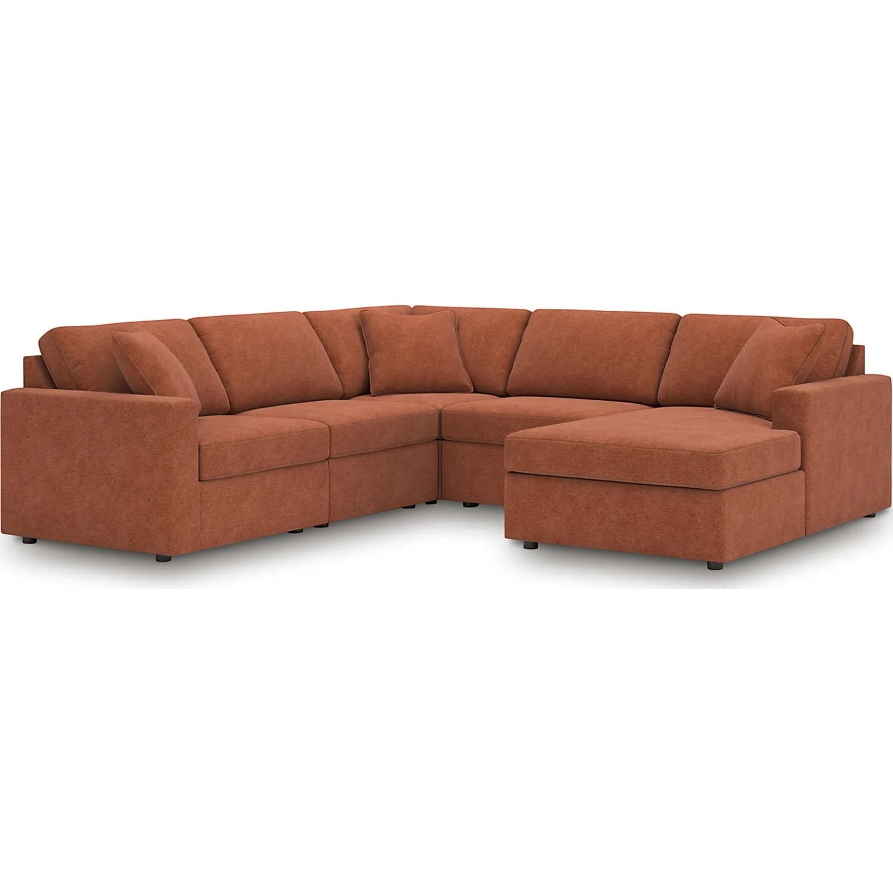 Sofa sectionnel Toscana en tissu orange brûlé de TOCO Meubles, avec méridienne et coussins moelleux.