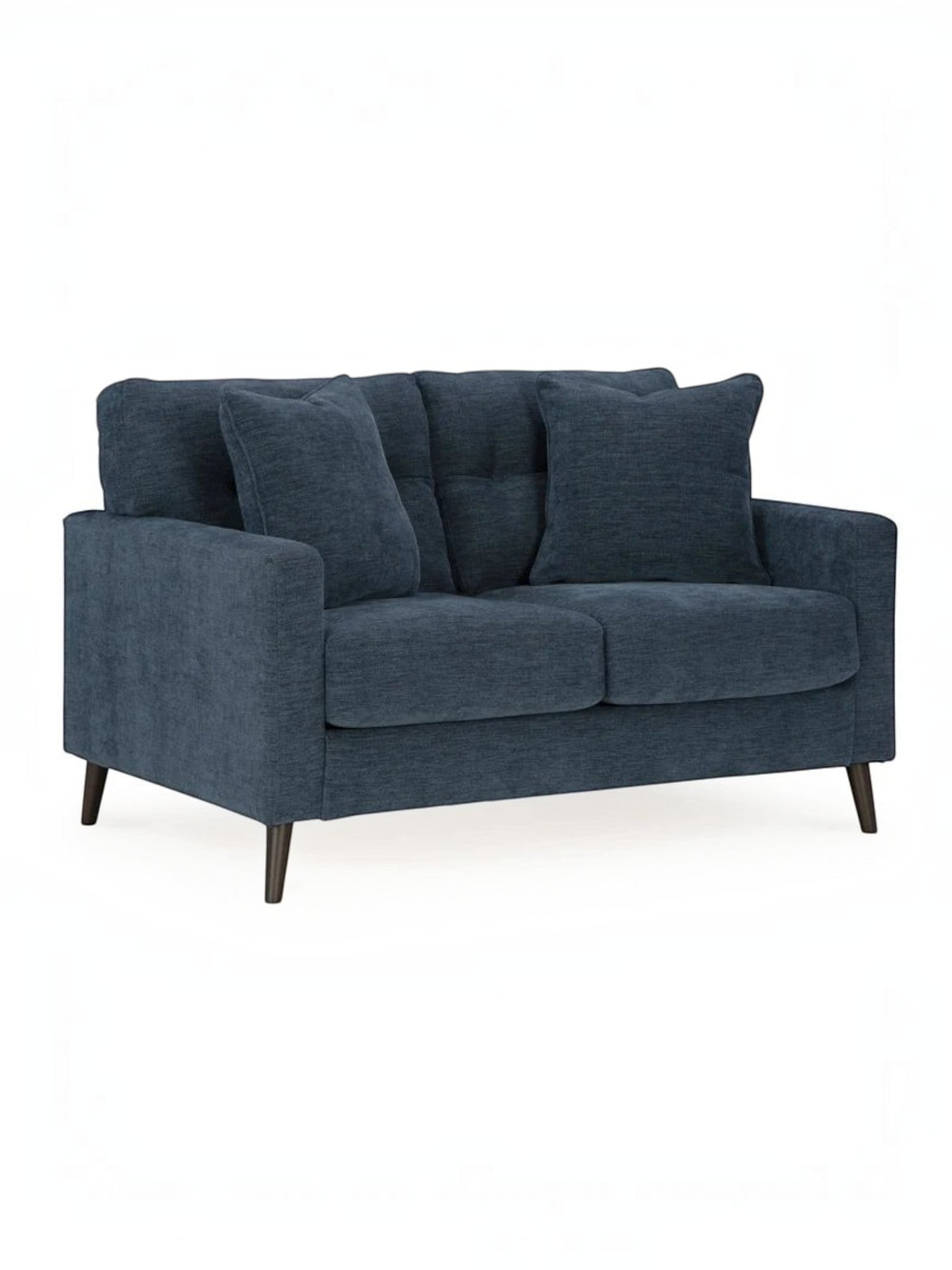 Causeuse Bixo bleu marine de TOCO Meubles avec coussins assortis et pieds en bois foncé