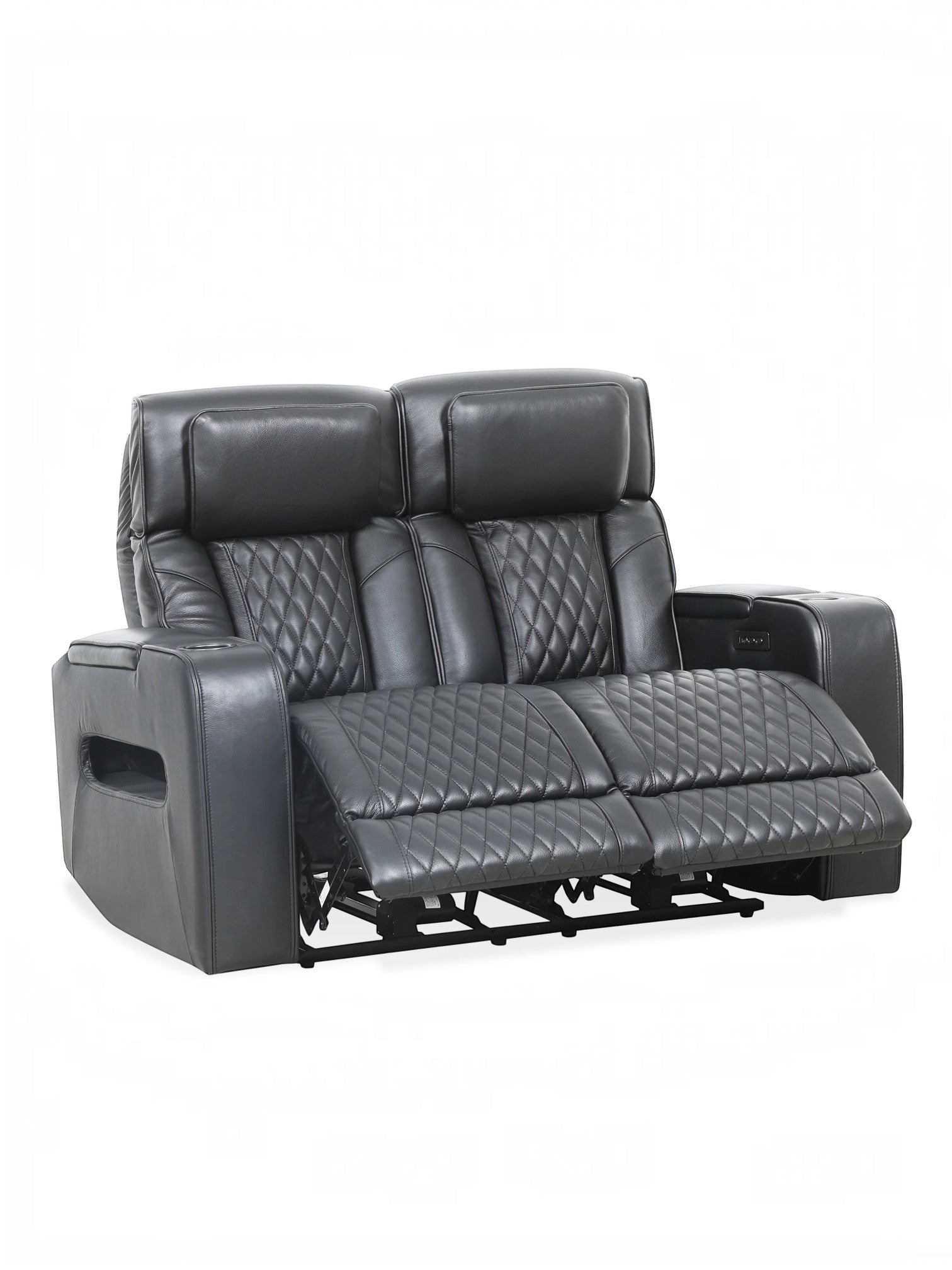 Causeuse inclinable Warren de TOCO Meubles en cuir noir avec surpiqûres en losange et porte-gobelets intégrés.