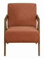 Fauteuil d'appoint TOCO Meubles Caleb en tissu texturé rouille avec structure et accoudoirs en bois massif