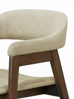 Chaise TOCO Meubles Capri en bois massif noyer foncé avec assise et dossier rembourrés en tissu couleur sable