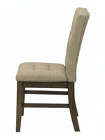 Chaise de cuisine TOCO Meubles Véronika en tissu brun capitonné avec structure en bois massif, vue de profil