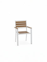 Chaise d'extérieur TOCO Meubles Transformer avec structure blanche et lattes en bois naturel pour terrasse