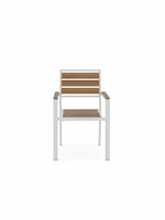 Chaise d'extérieur Transformer TOCO Meubles avec structure blanche et lattes en bois naturel pour terrasse