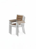 Ensemble de chaises d'extérieur empilables TOCO Meubles avec structure blanche et lattes en bois naturel