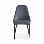 Chaise de salle à manger Jenny TOCO Meubles en velours gris foncé avec coutures chevrons et pieds en acier noir.
