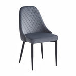 Chaise de salle à manger Jenny TOCO Meubles en velours gris foncé avec dossier capitonné chevrons et pieds en acier noir.
