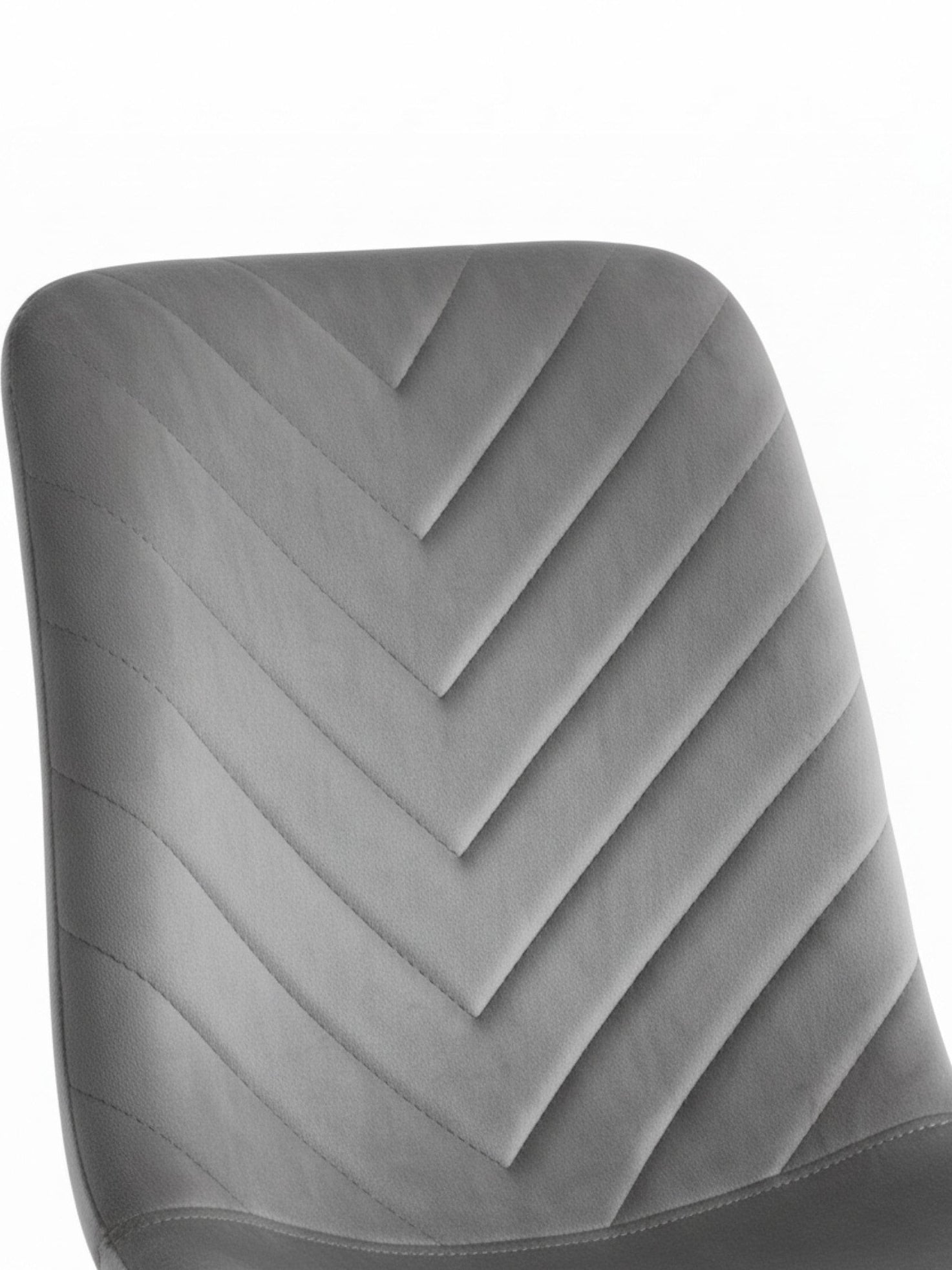 Dossier de la chaise de salle à manger TOCO Meubles Knox en tissu gris avec coutures décoratives en chevron