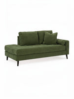 Chaise longue en coin Bixo de TOCO Meubles en tissu vert texturé avec coussins et pieds noirs élégants