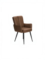 Chaise de salle à manger Milo par TOCO Meubles en similicuir marron avec pieds en métal noir et accoudoirs
