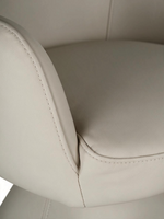 Chaise de salle à manger pivotante TOCO Meubles Capry en similicuir beige avec base rembourrée contemporaine