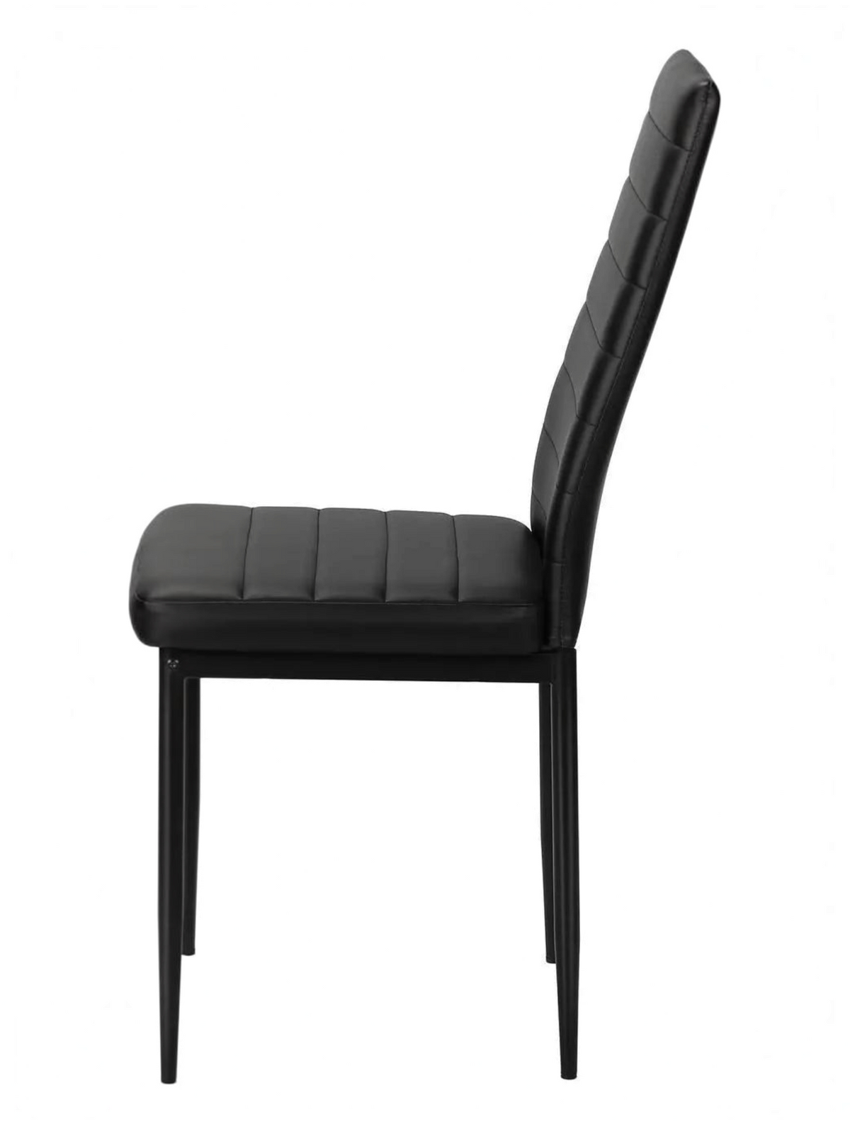 Chaise Remo TOCO Meubles noire en similicuir avec dossier haut et pieds en métal, vue de profil