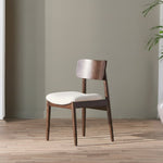 Chaise TOCO Meubles Ronde Transformer en bois noyer foncé avec assise crème, design moderne et épuré.