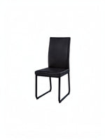 Chaise de salle à manger Norka par TOCO Meubles avec structure en bois noir et assise confortable finition mate