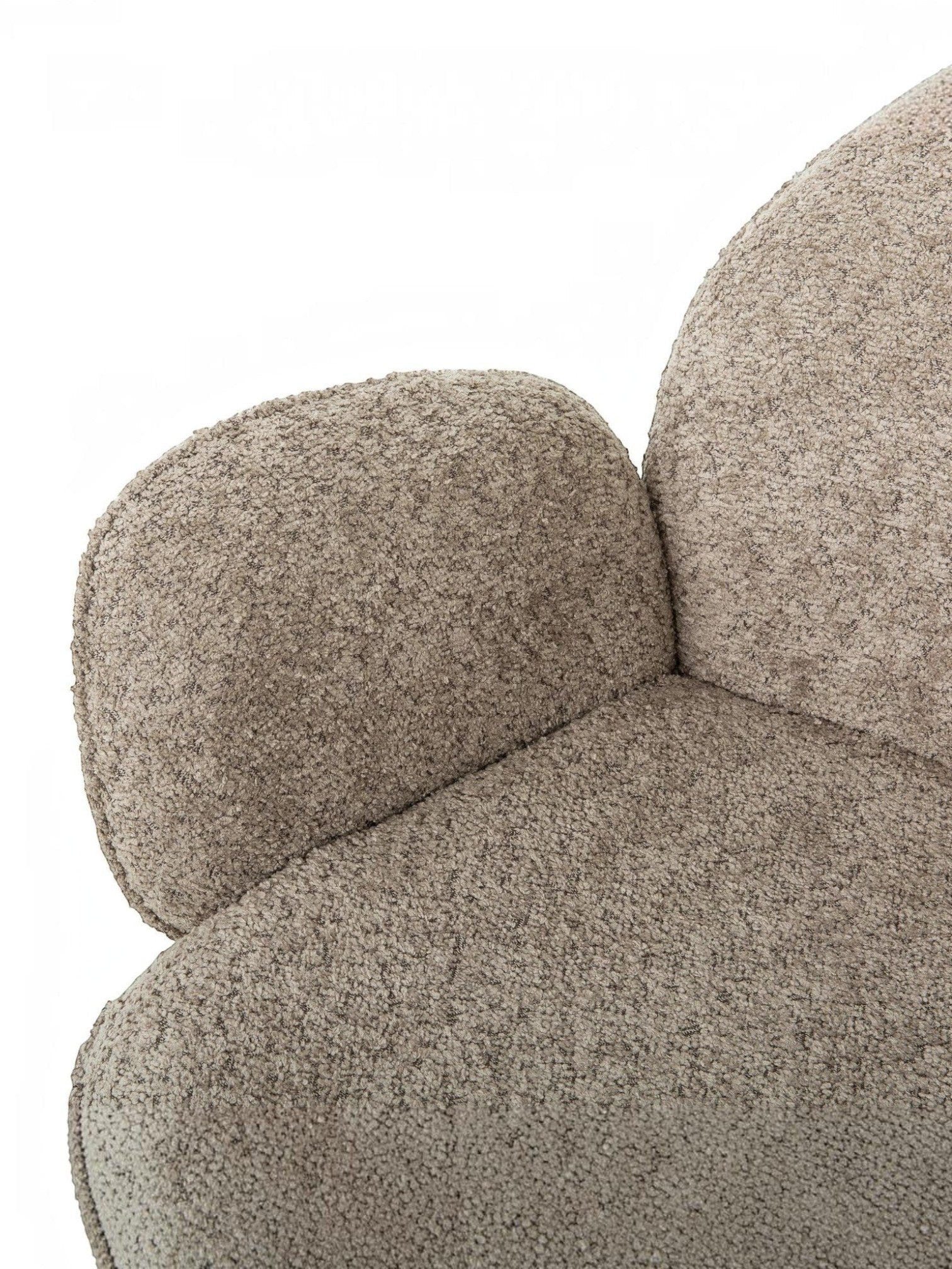 Chaise de salle à manger Sinatra TOCO Meubles en tissu texturé gris avec accoudoirs arrondis.