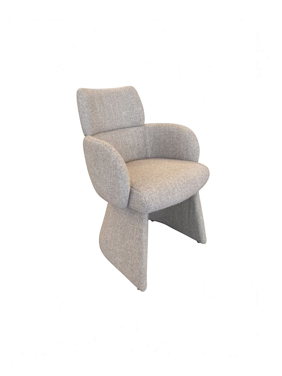 Chaise de salle à manger Tani TOCO Meubles en tissu bouclé beige avec dossier courbé et design moderne enveloppant.