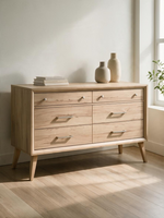Commode double TOCO Meubles Joaquin en chêne naturel avec six tiroirs et poignées en nickel brossé style mid-century