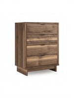 Commode haute TOCO Meubles Alma avec 4 tiroirs en bois au veinage riche et design contemporain