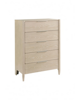 Commode haute TOCO Meubles Laurent en placage de chêne clair avec cinq tiroirs et poignées en nickel