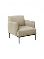 Fauteuil d'appoint Antoinette beige en tissu avec pieds noirs par TOCO Meubles. Design moderne et confortable.