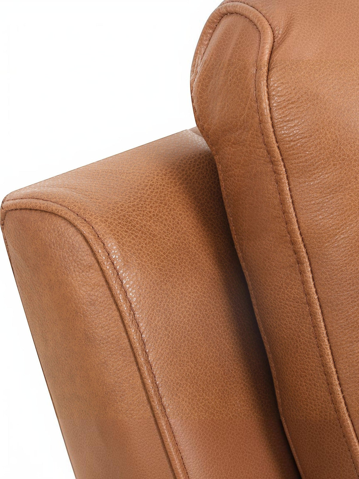 Gros plan sur le revêtement en cuir marron texturé du fauteuil inclinable Miles de TOCO Meubles
