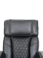 Fauteuil inclinable Warren noir en cuir avec dossier matelassé en losanges, vendu par TOCO Meubles.