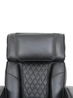 Fauteuil inclinable Warren noir en cuir avec dossier matelassé en losanges, vendu par TOCO Meubles.