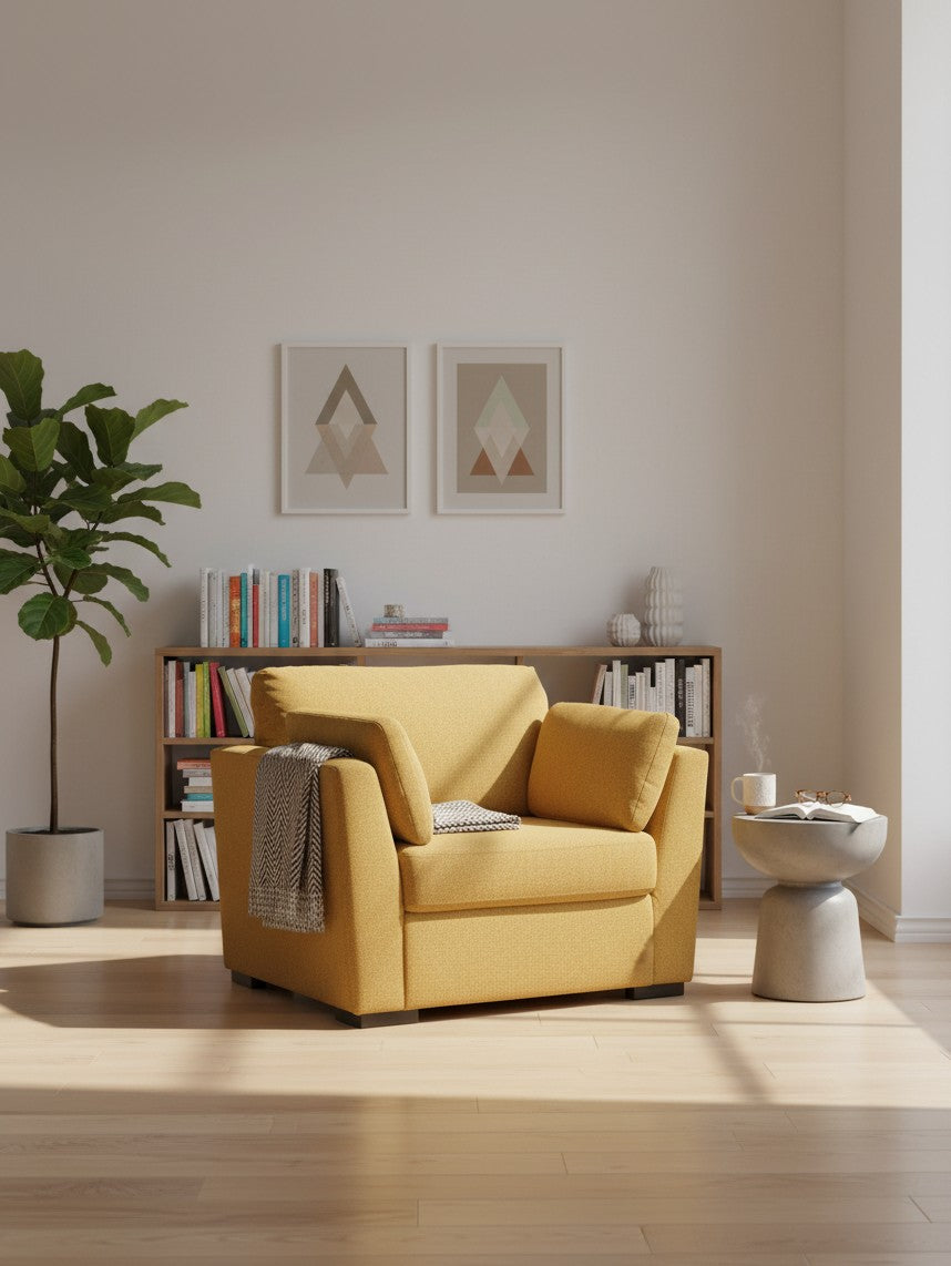 Fauteuil large TOCO Meubles Owick jaune tournesol avec plaid dans un salon lumineux et moderne